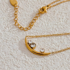 BEHI RABIYA NECKLACE