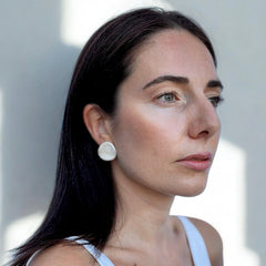 Perla | Handcrafted pearl-white ceramic stud earrings