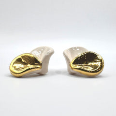 Petali | Handcrafted white ceramic stud earrings with gold luster