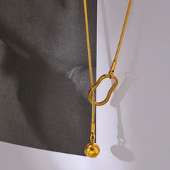 BEHI TEMWOO NECKLACE